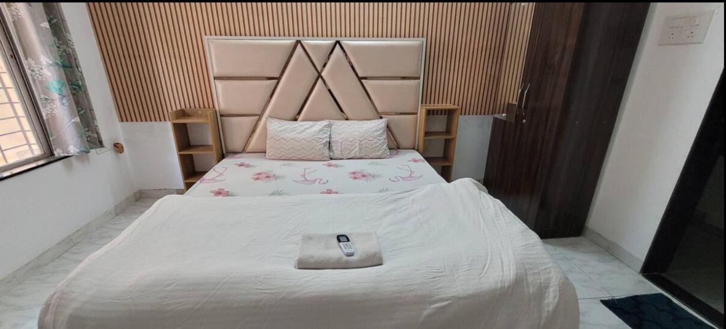 Apartment Bamboo Premium 2bhk With Kitchen Pune