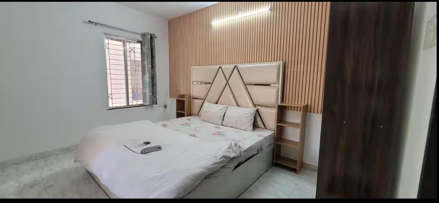 Bamboo Premium 2bhk With Kitchen Apartment *